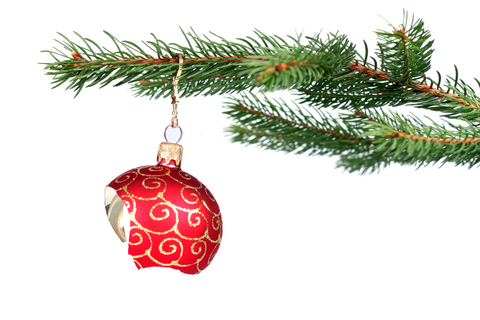 broken-Christmas-tree-ornament1